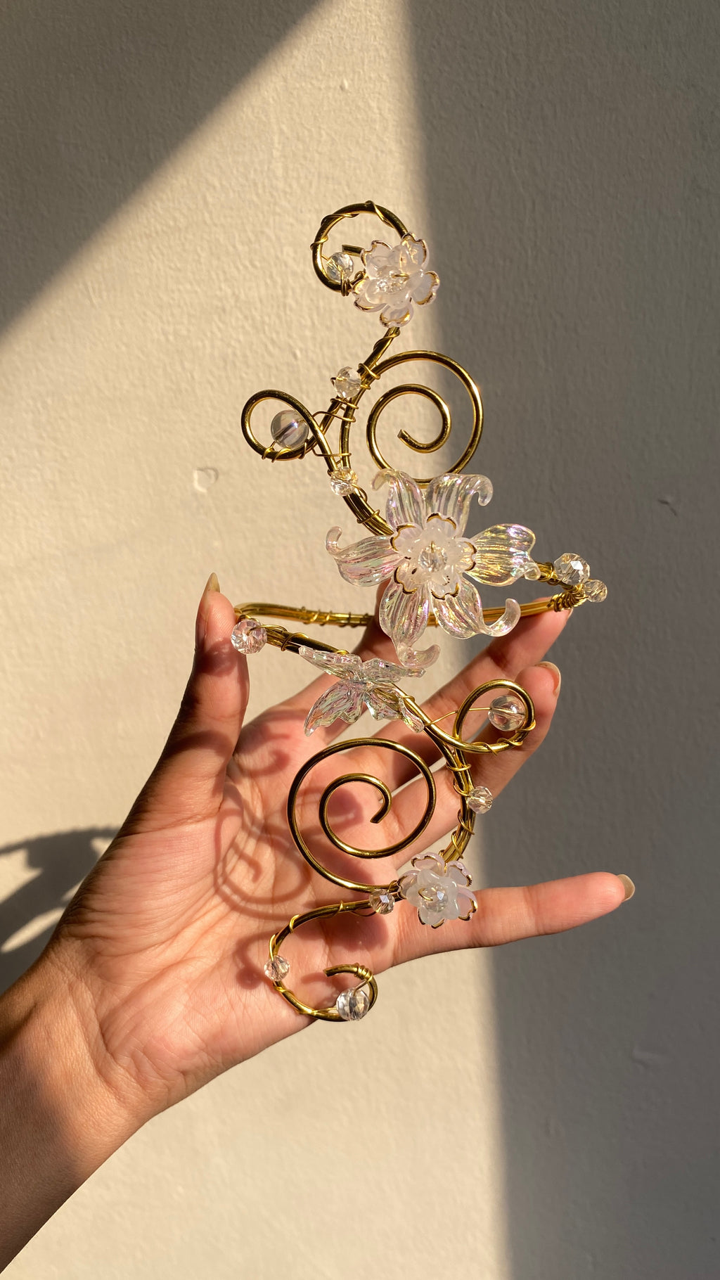 Crystal enchanted armcuff