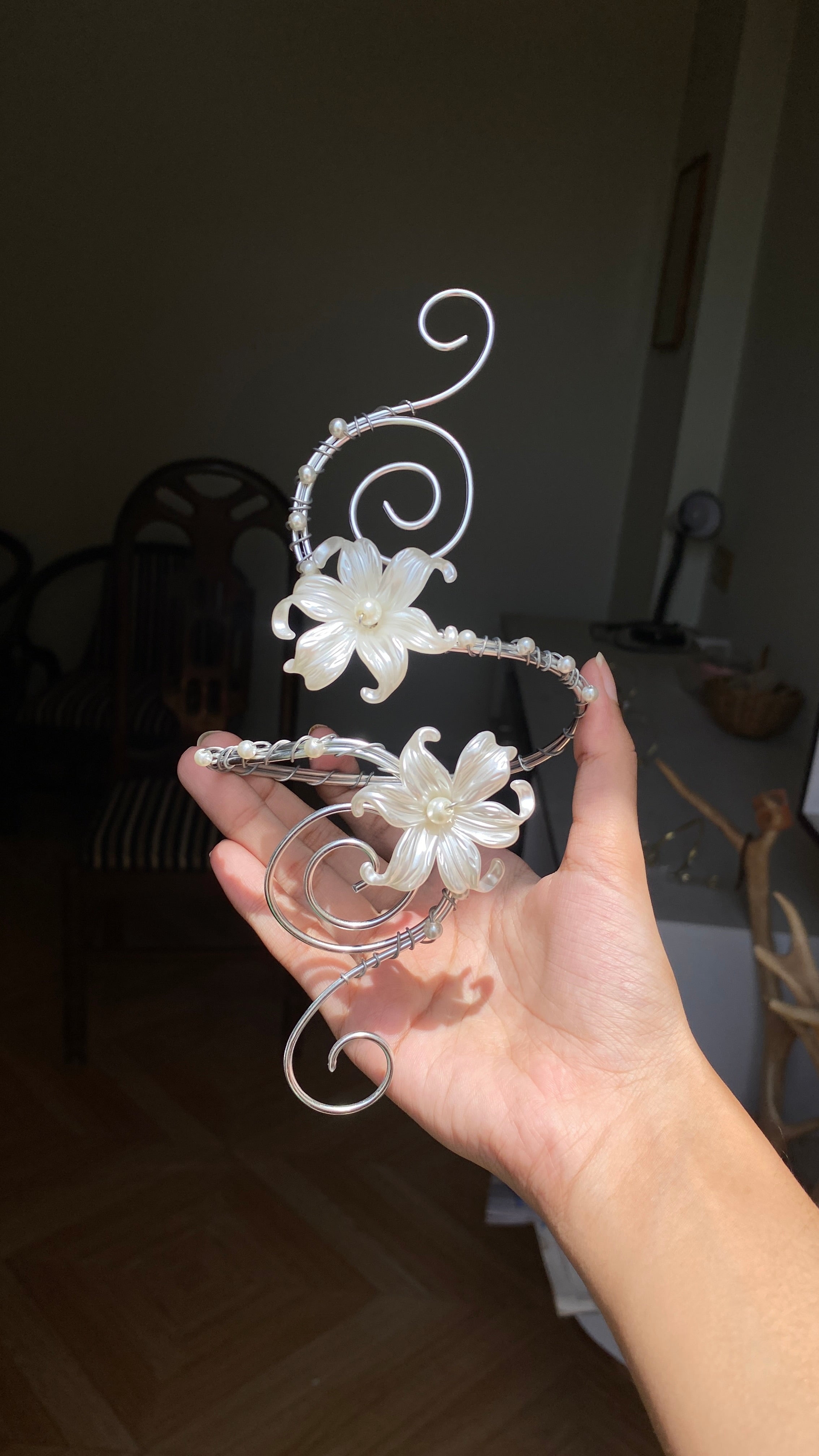 Silver lily duo armcuff