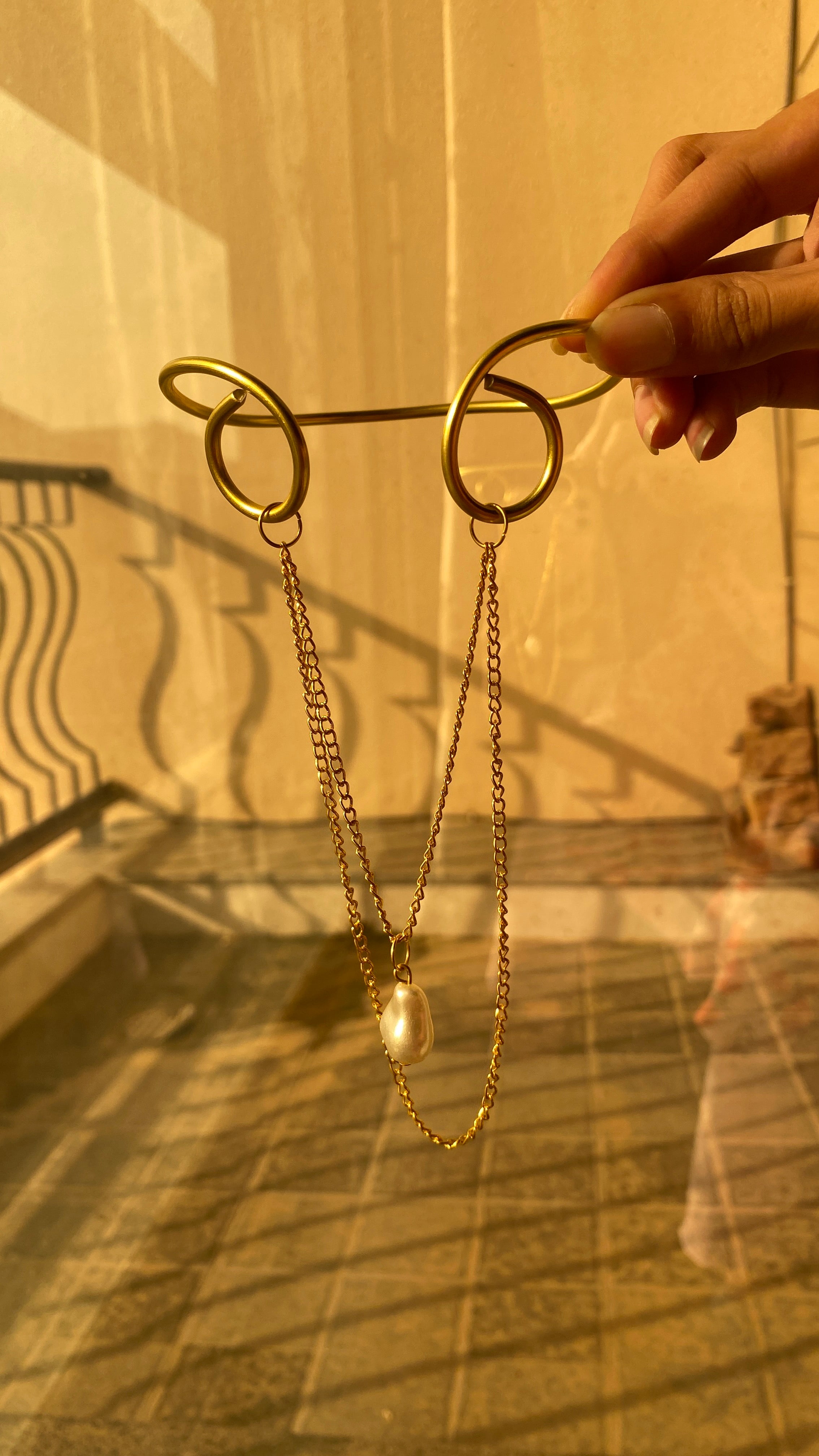 Water pearl chain armcuff