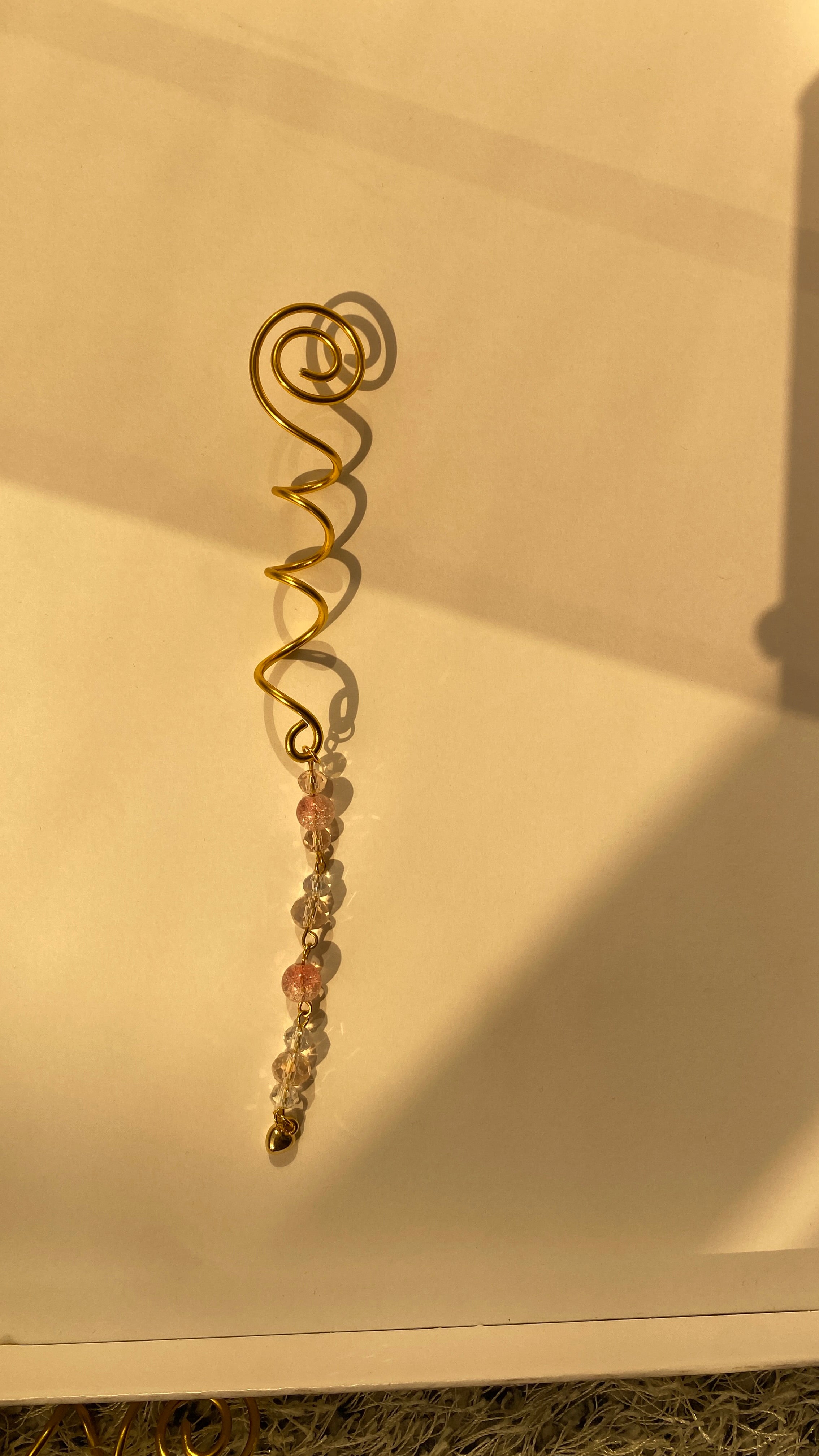 Coral hair spiral