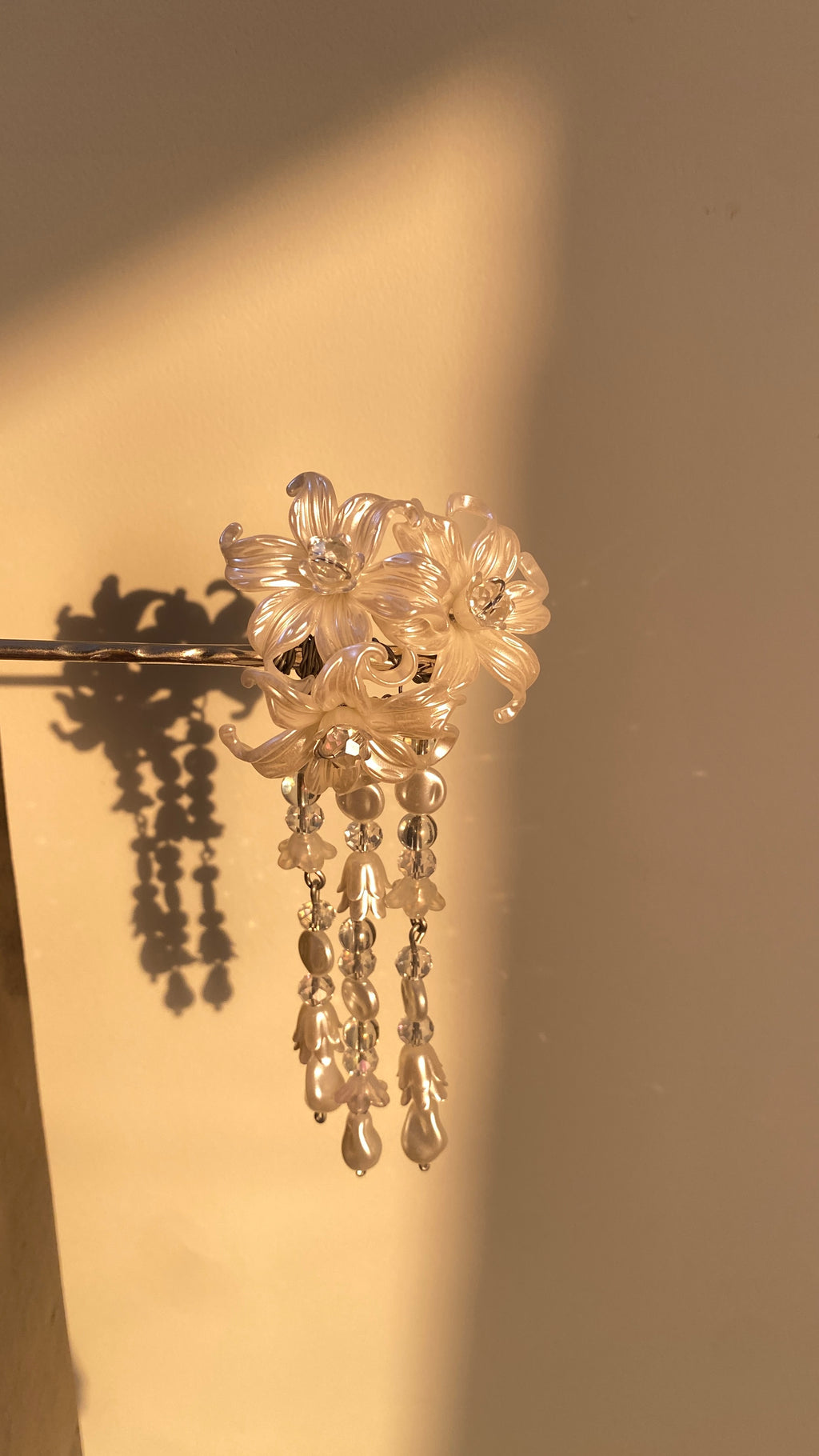 Pearl Lily hairpin