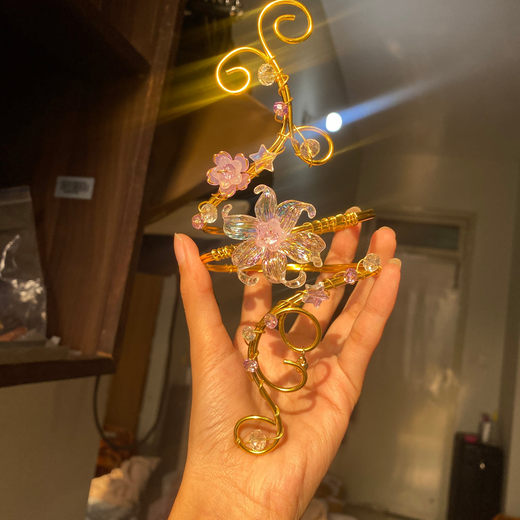 Crystal lilac lily arm cuff