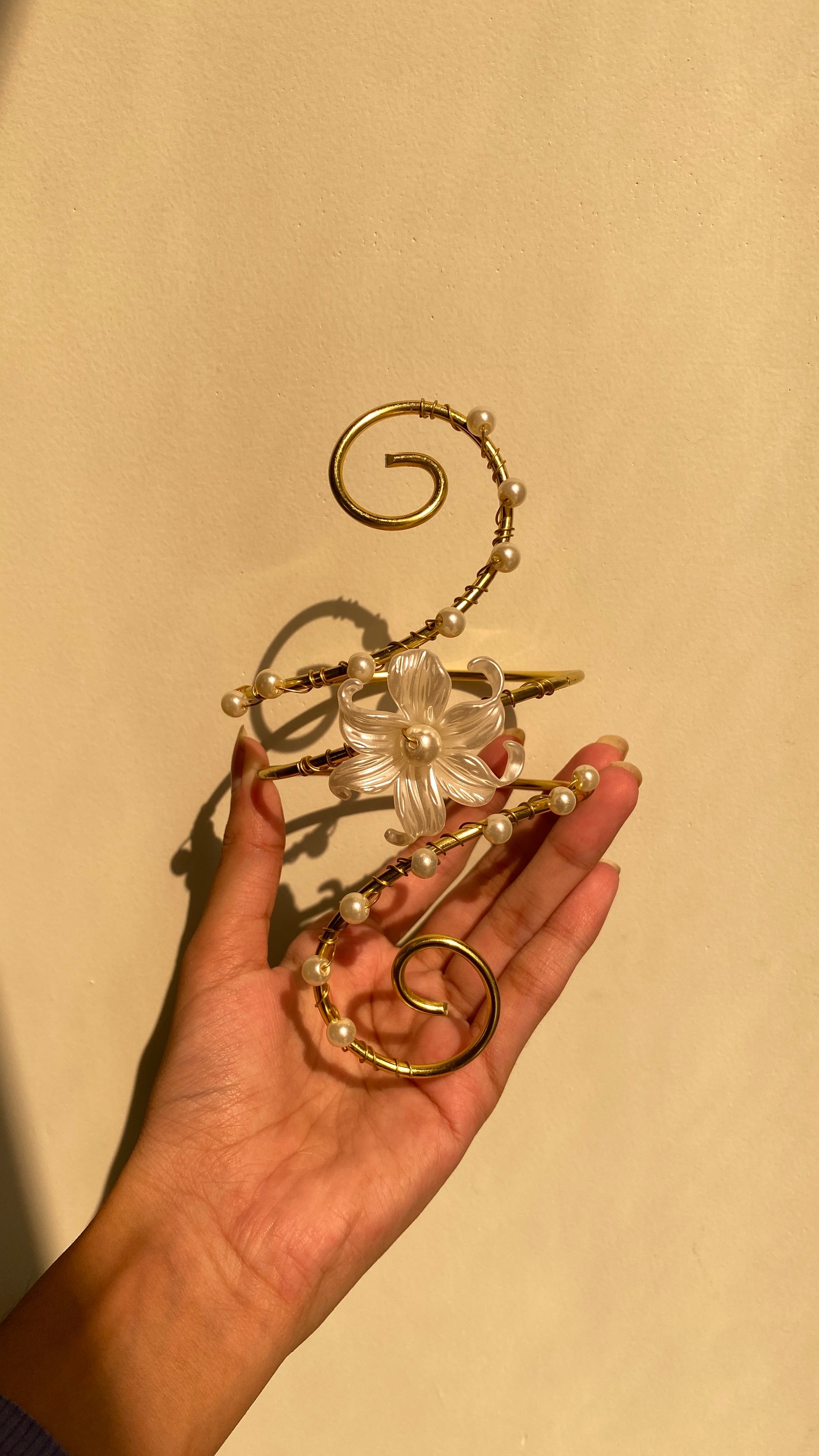 Golden pearl Lily armcuff