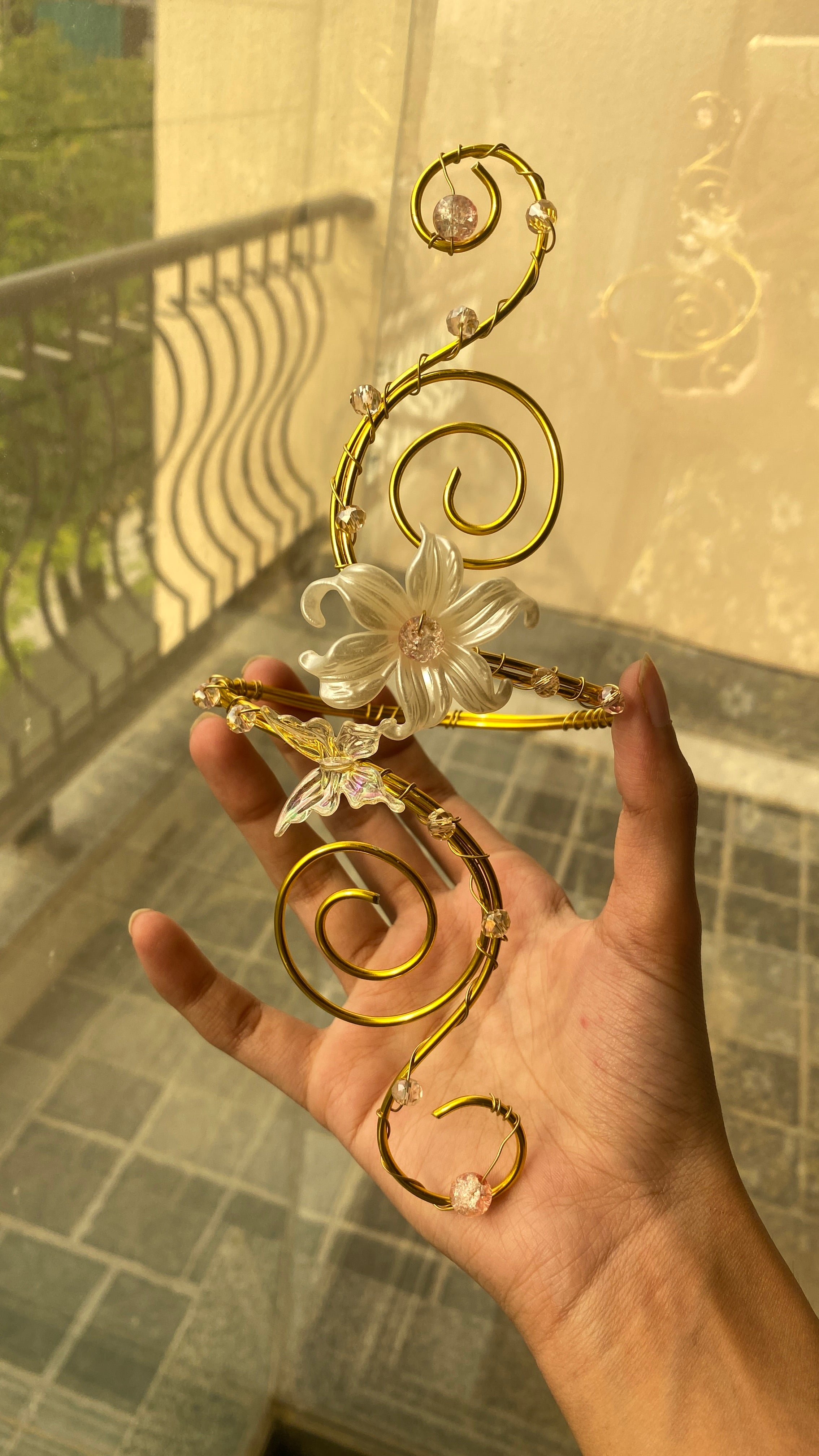 Crystal spiral lily armcuff