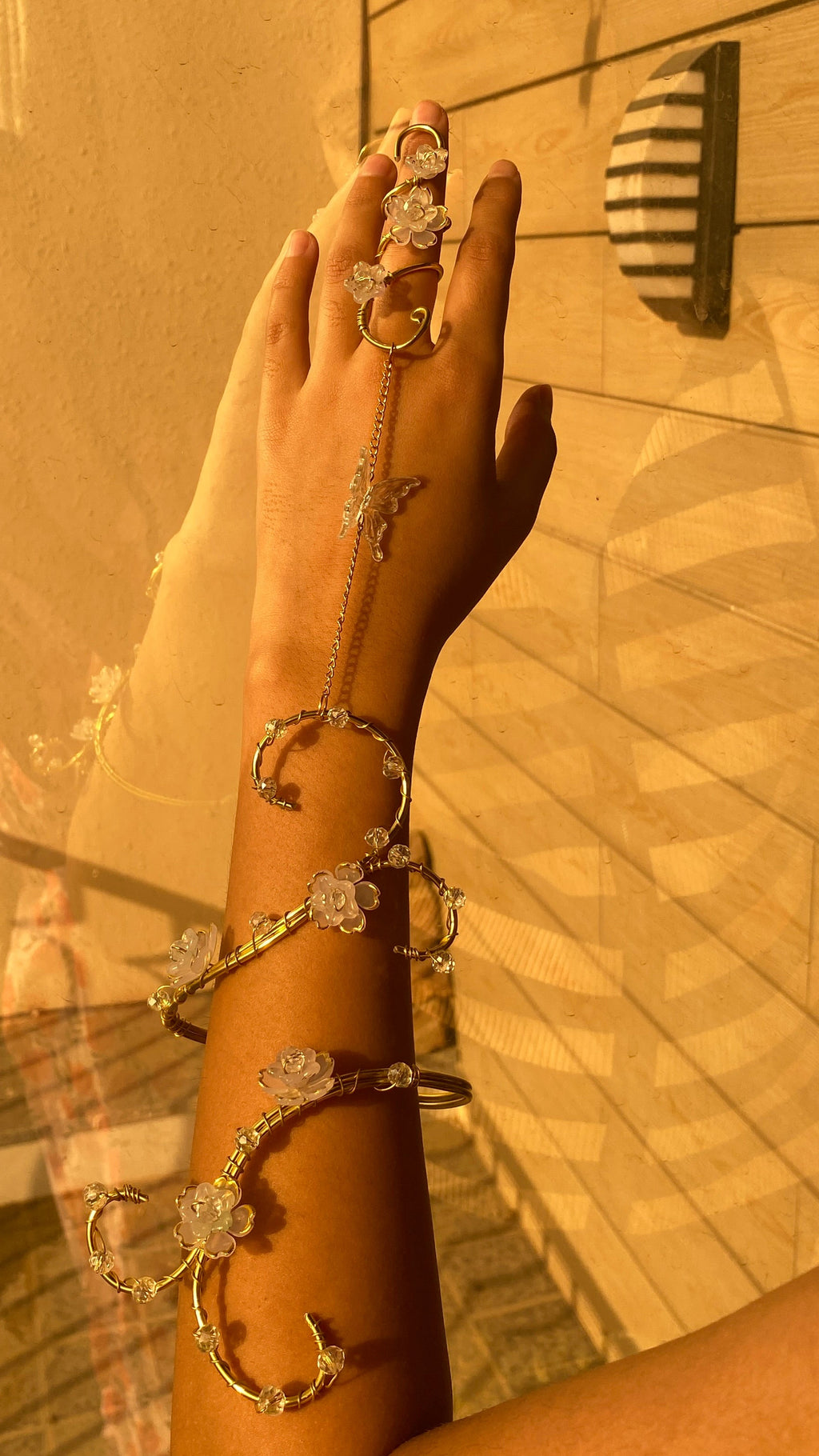 White flower hand cuff