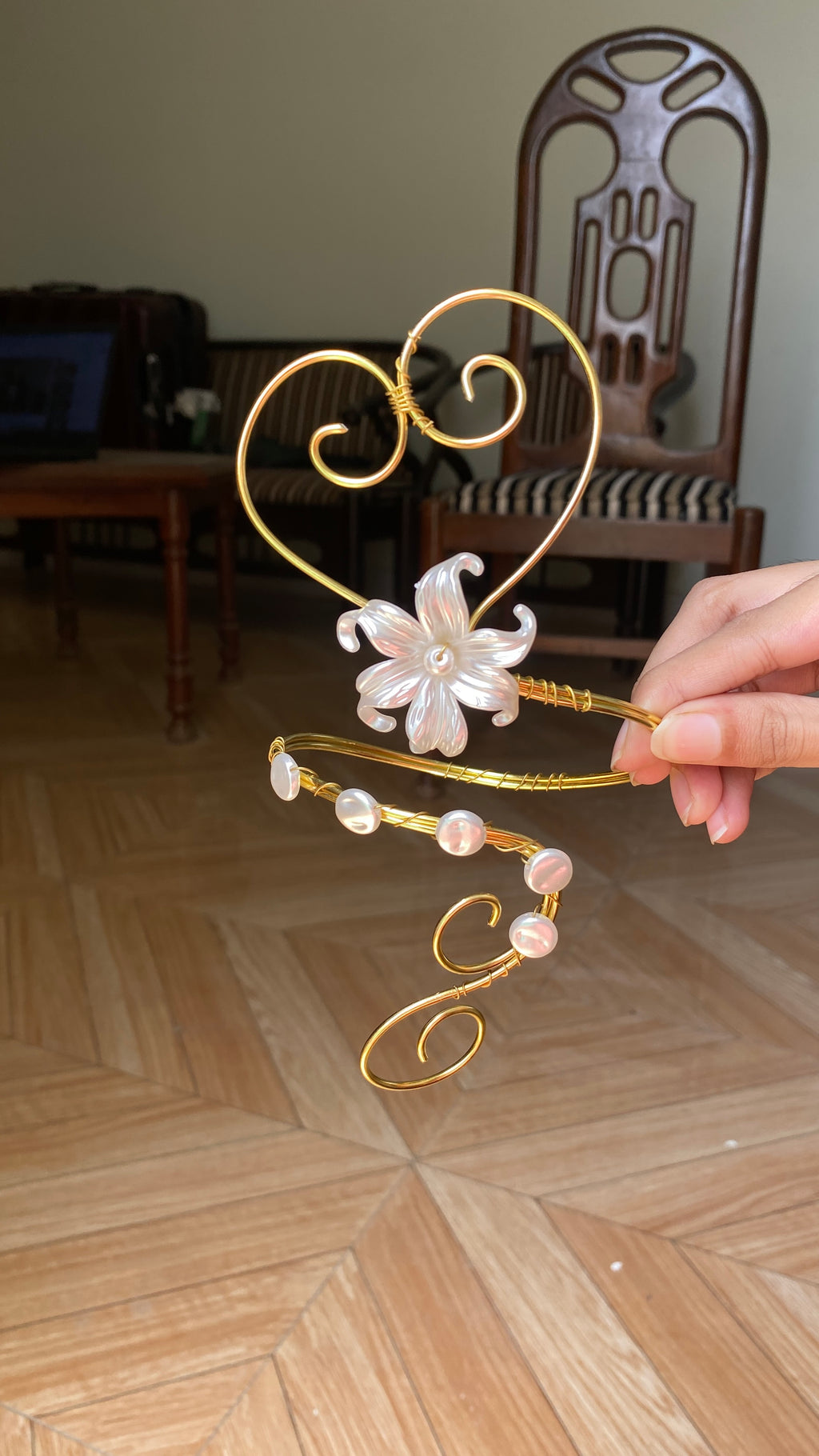 Heart lily arm cuff