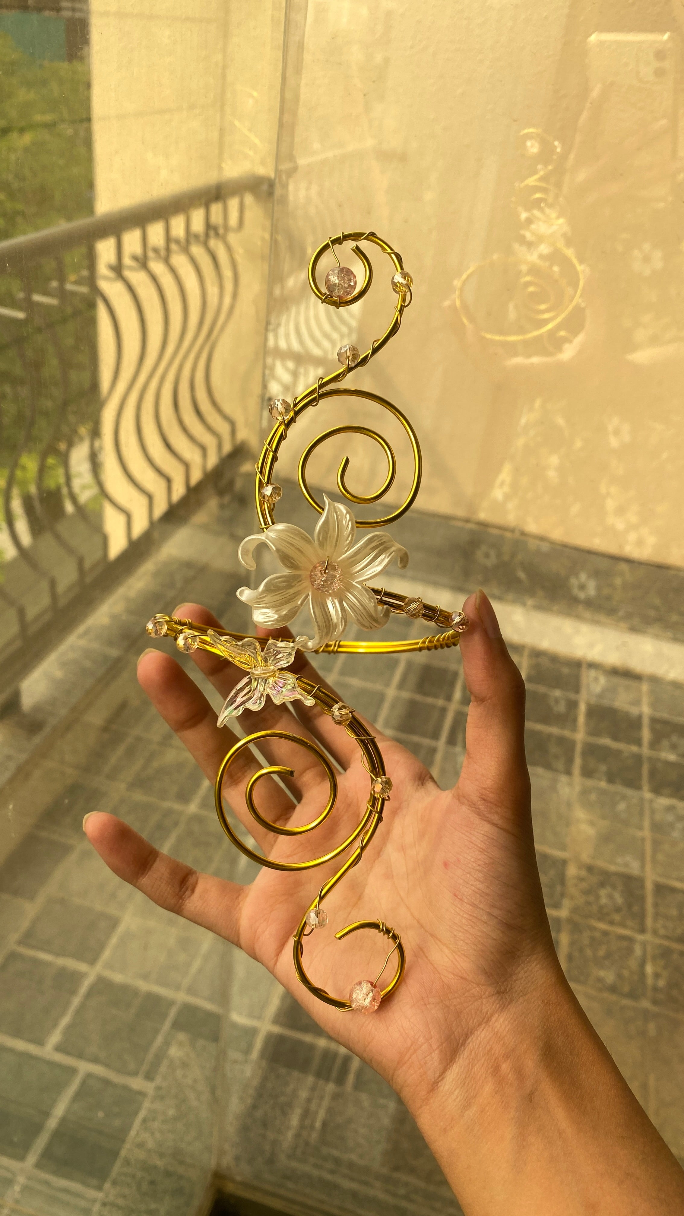 Crystal spiral lily armcuff