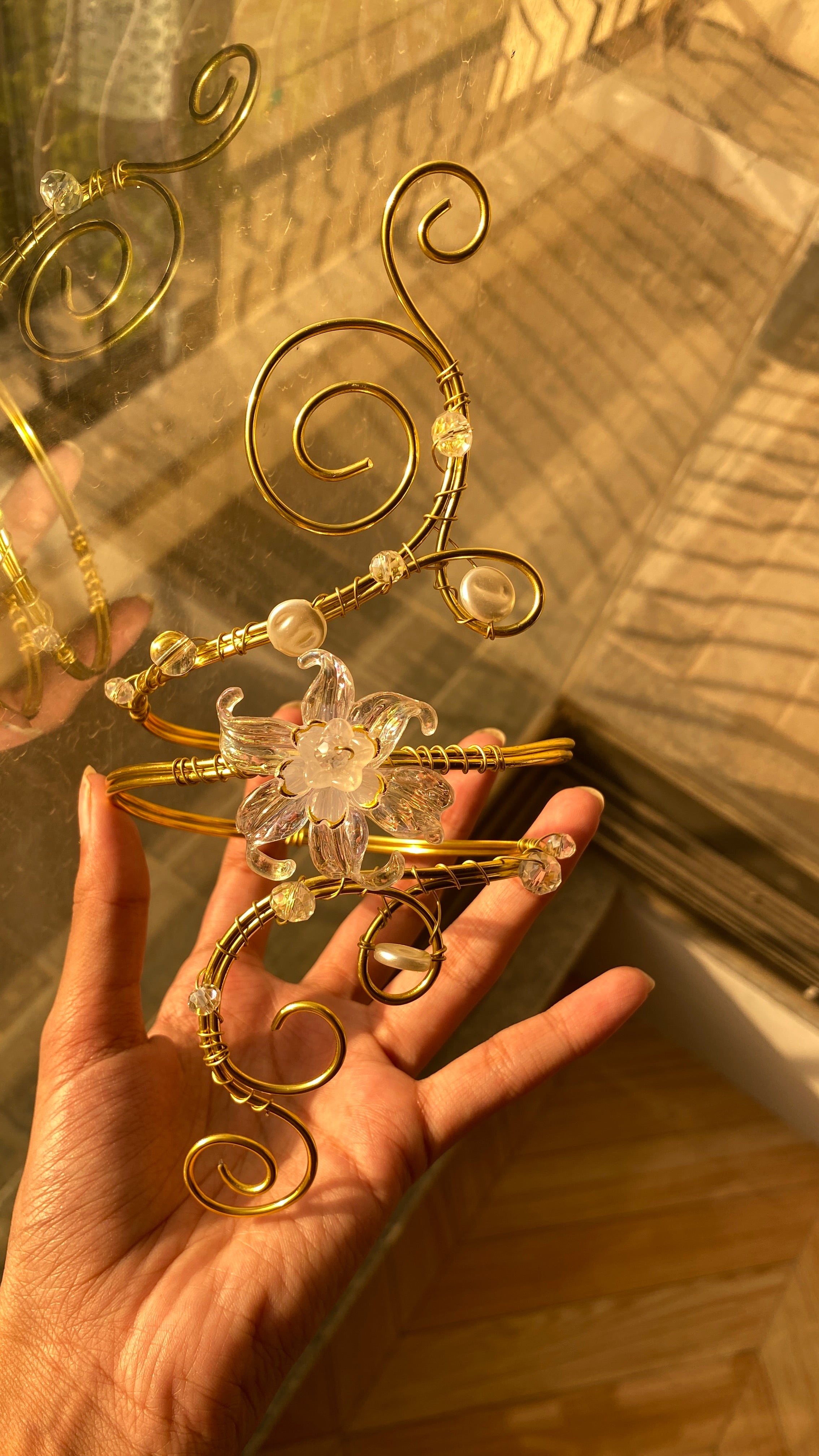 Golden crystal Lily armcuff