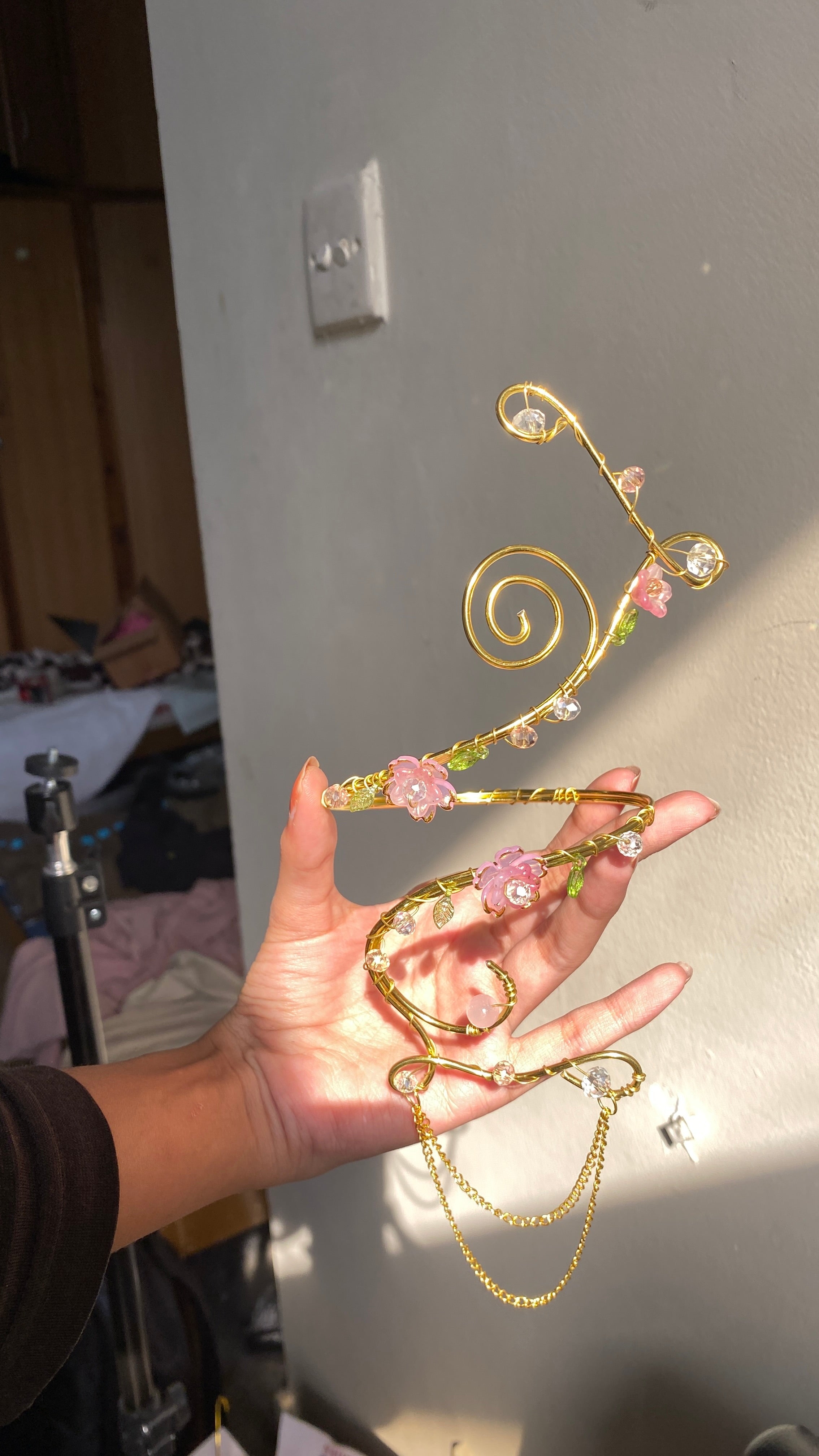 Aurora armcuff